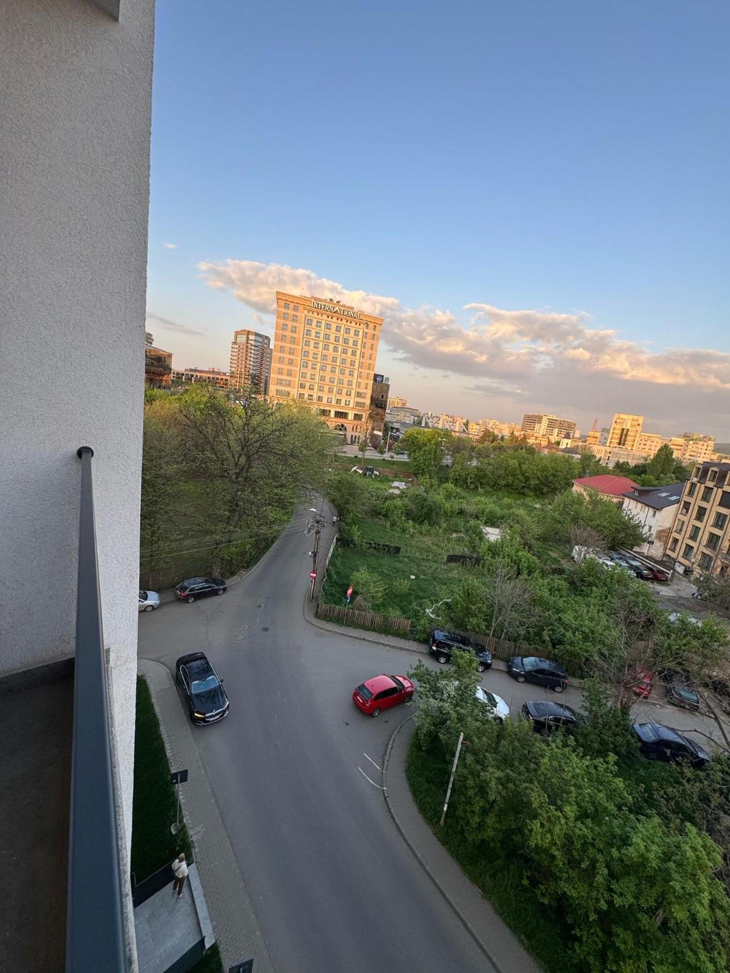 Luxury At Unique Opposite With Parking Apartment Iasi